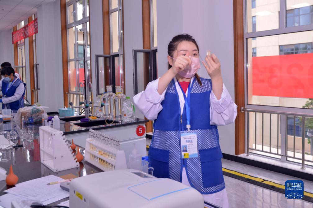 奔驰宝马游戏电玩城